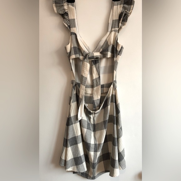 Native Youth Plaid Dress - Picture 6 of 10